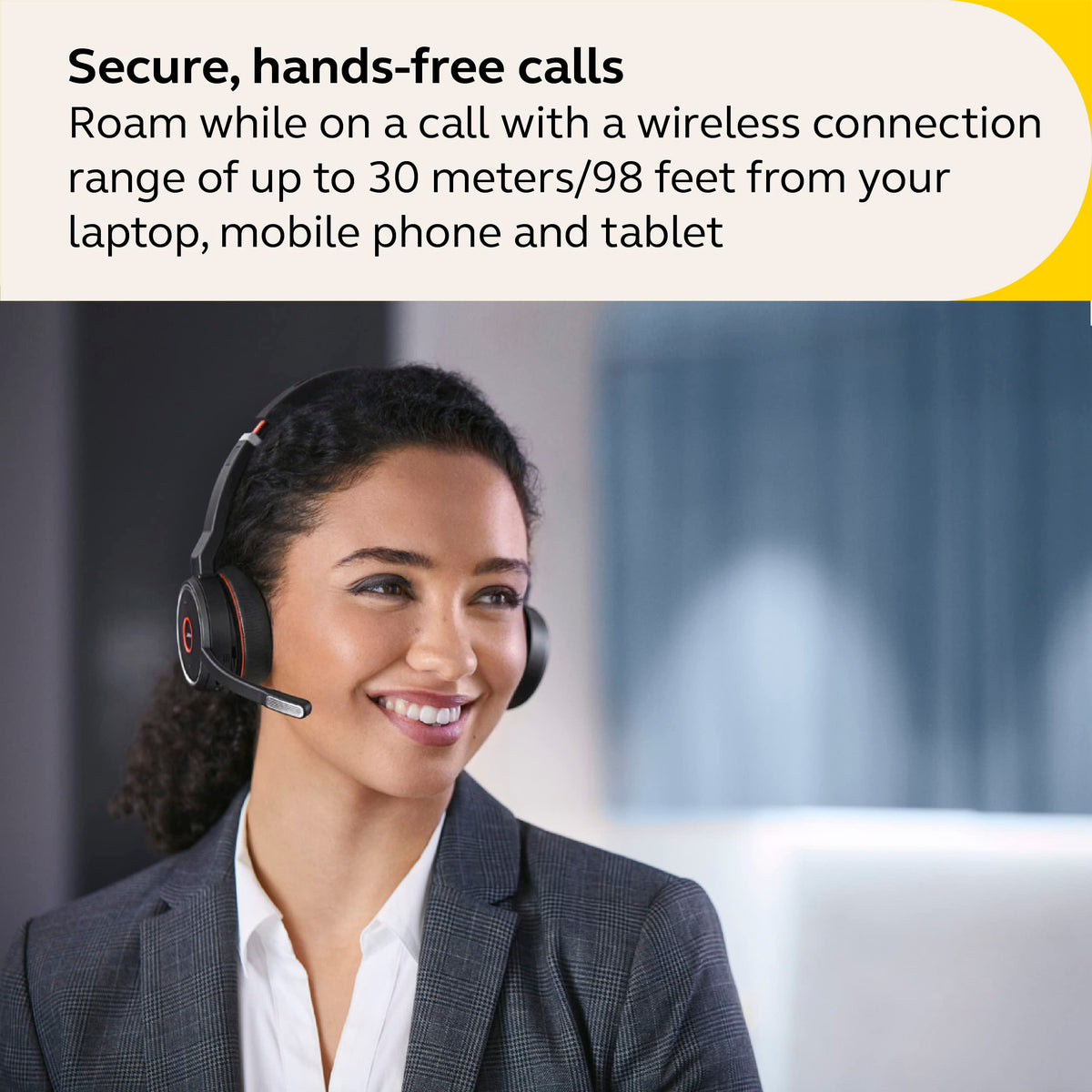 Jabra Evolve 75 SE with ANC microphone for clearer calls in busy spaces.