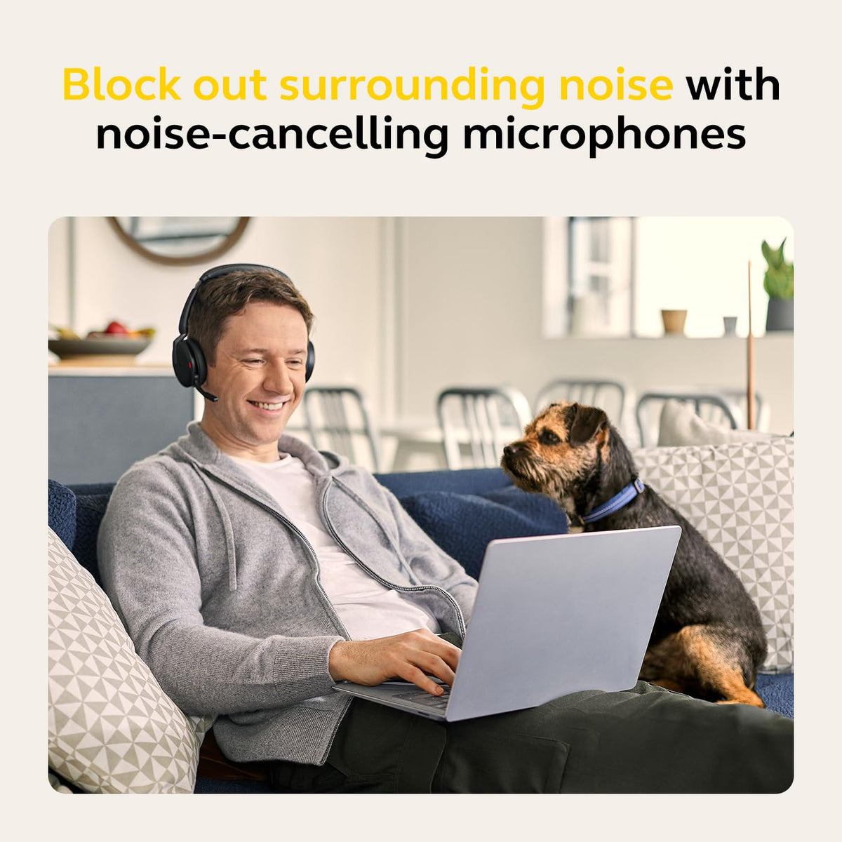 Jabra Evolve2 65 Flex ClearVoice mic reduces background noise