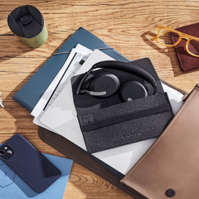 Jabra Evolve2 65 Flex closed-earcups for comfortable all-day wear