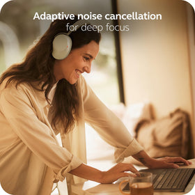 Jabra Evolve3 85 foldable design travels easily in a compact case.