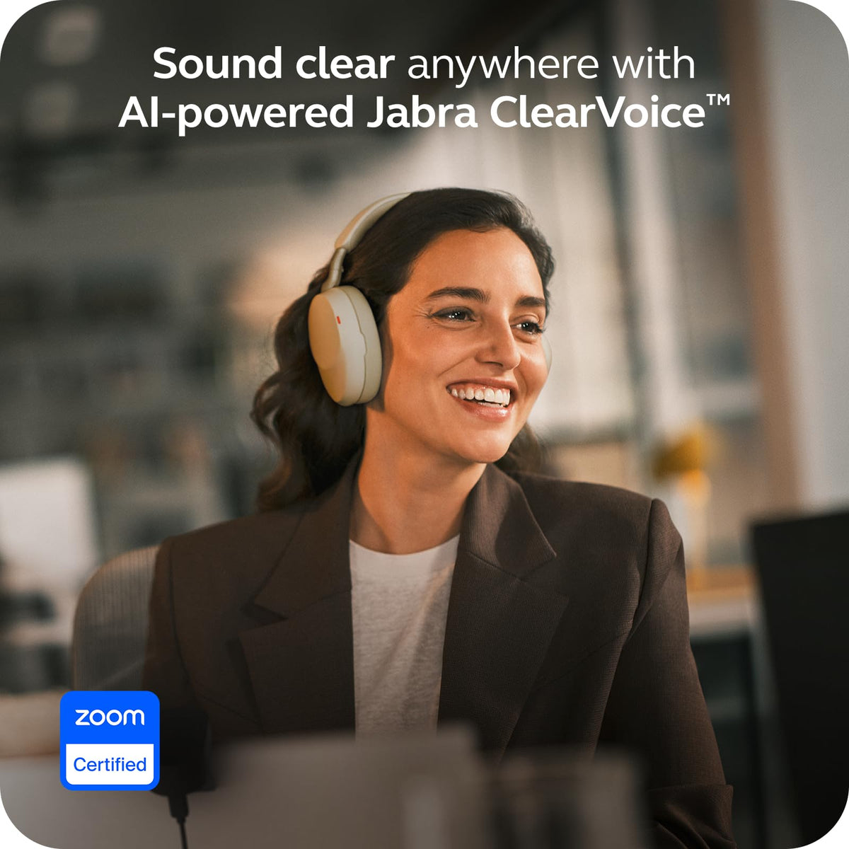 Jabra Evolve3 85 USB-C quick connectivity for charging and pairing