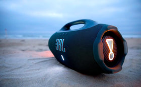 JBL Boombox 4 close-up of Bass Boost control for deeper bass