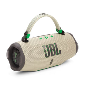 JBL Charge 6 shows AI Sound Boost enhancing clarity and dynamics.