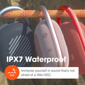JBL Clip 4 Green IP67 waterproof features for rain and poolside use.