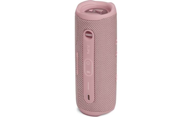 JBL Flip 6 inside Megen hardshell case with velvet lining protecting the speaker