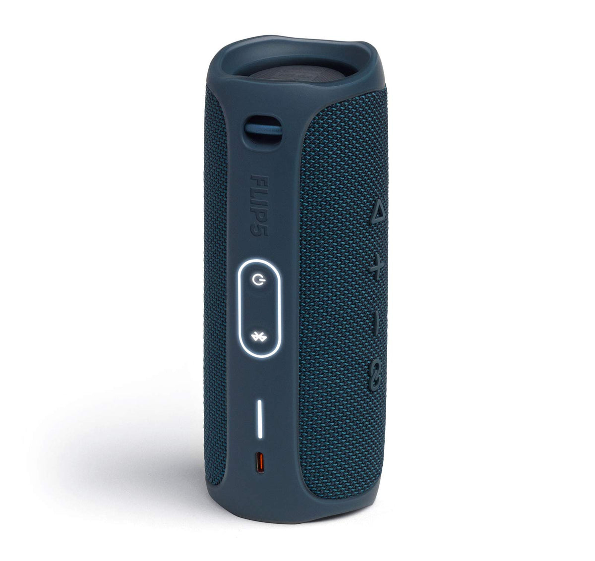 JBL Flip 5 Ocean Blue waterproof design, suitable for poolside or rain days.