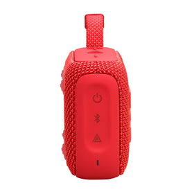 JBL Go 4 side profile with closed port cover protecting against dust benefit