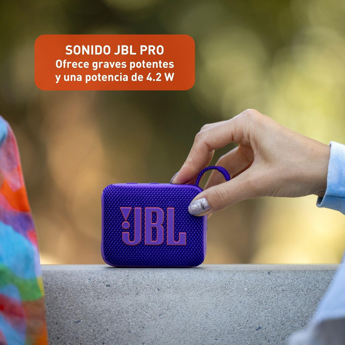 JBL Go 4 closeup of integrated loop for easy carrying and secure attachment