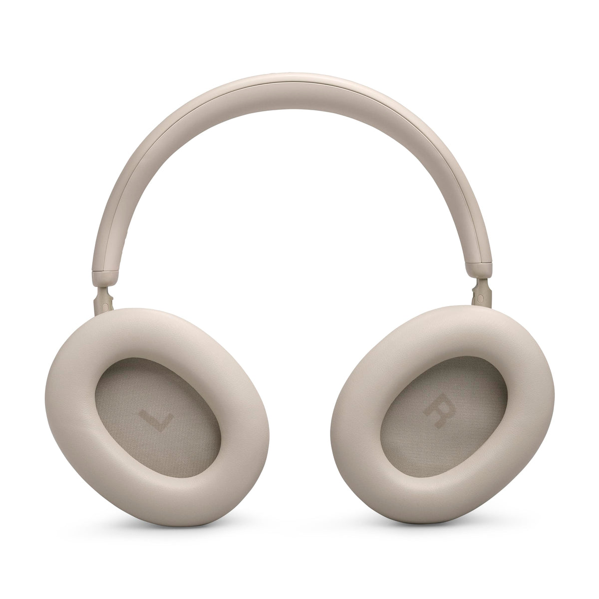 JBL Live 780NC multi-point pairing for seamless switching.