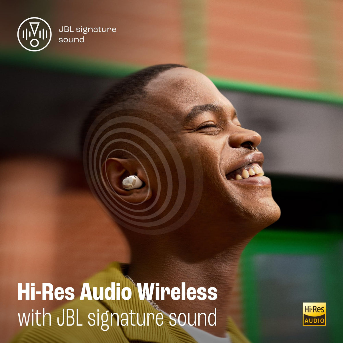 IP55 protection guards JBL Live Buds 3 against water and dust