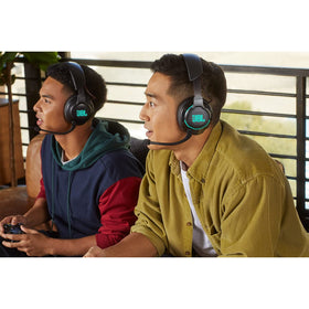 JBL Quantum 810 Wireless battery indicator emphasizes long sessions.
