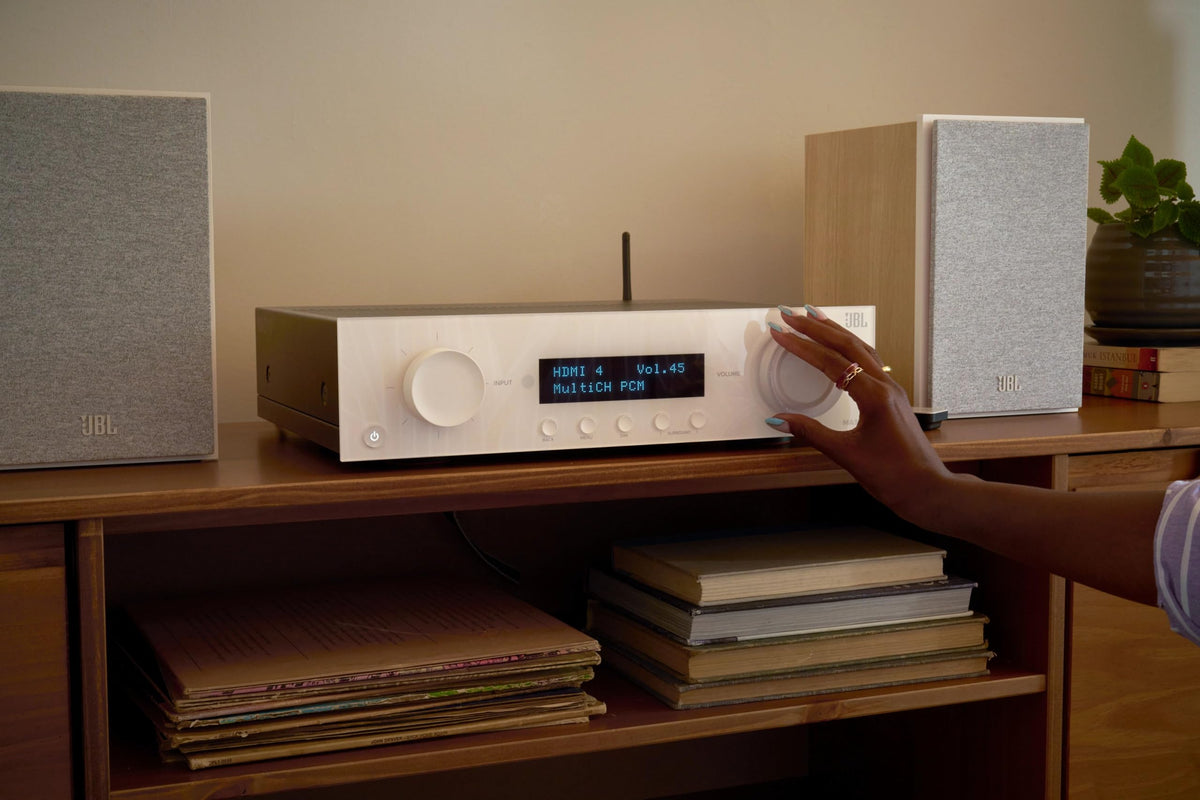 JBL Stage 2 240B latte HDI horn improves sound dispersion