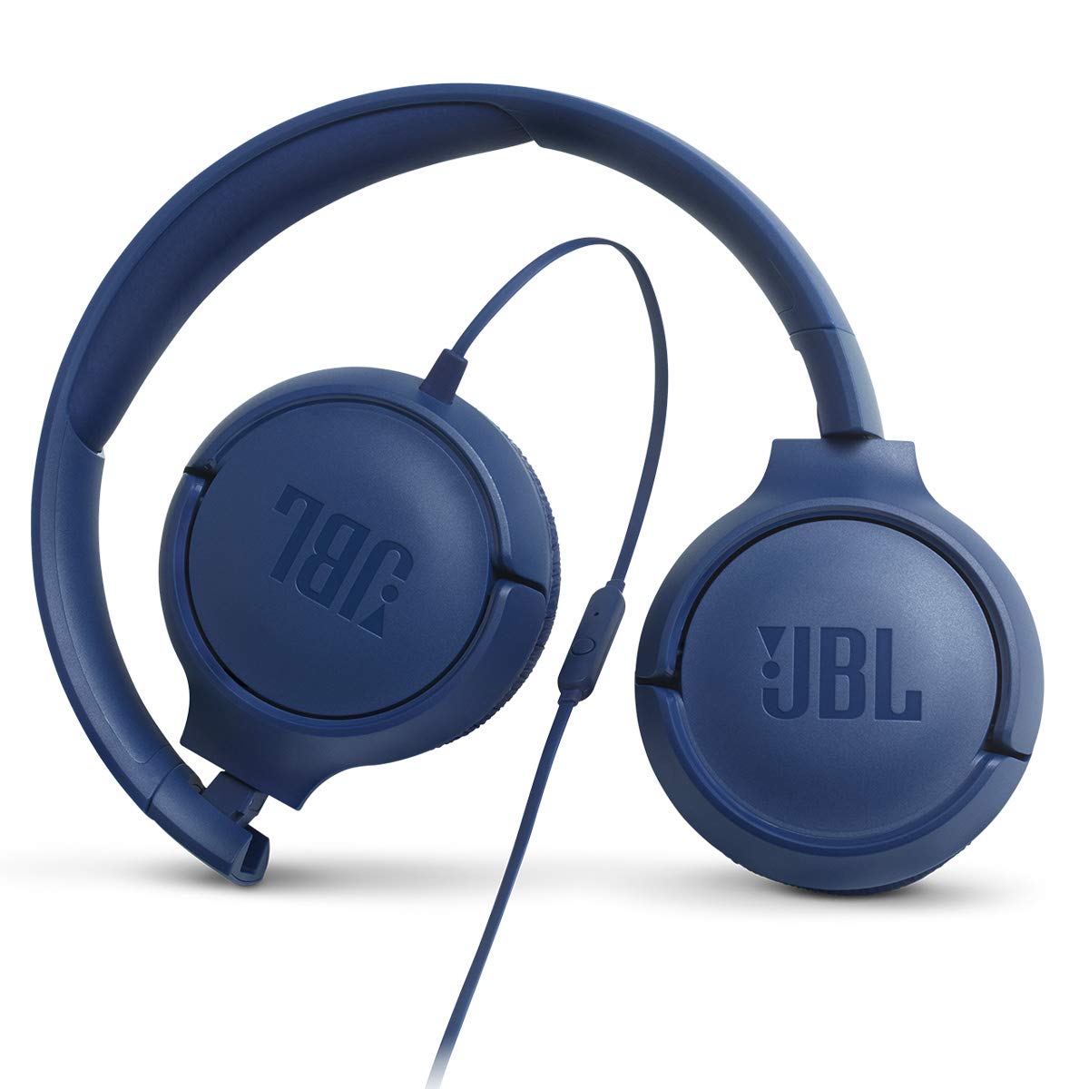 JBL Tune 500 worn by commuter illustrating lightweight comfort and everyday use