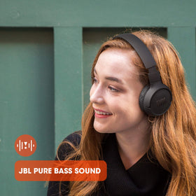 JBL Tune 510BT ear cup controls and microphone for hands-free convenience