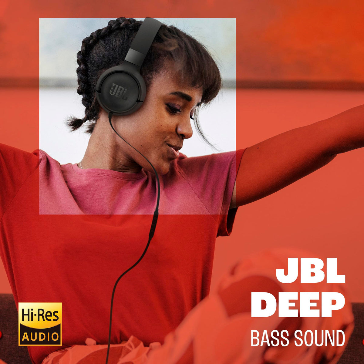 JBL Tune 520C side profile showing cushioned ear pad for all-day wear