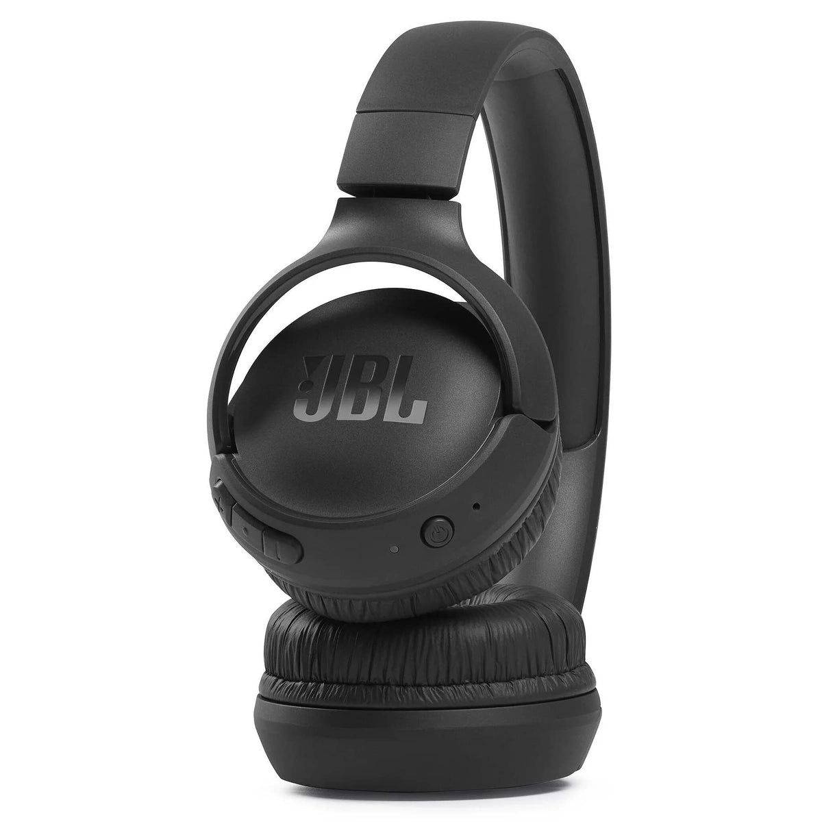 JBL Tune 570BT close earcup detail highlighting cushion comfort and fit