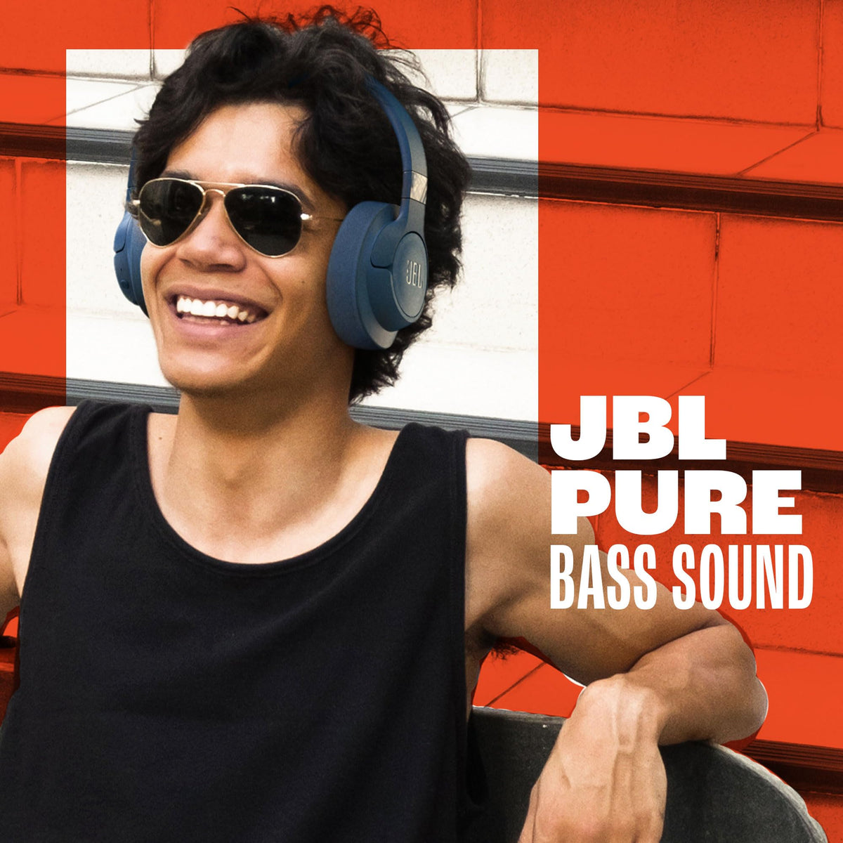 JBL Tune 720BT quick charge scenario with a 5-minute boost for extra listening time.