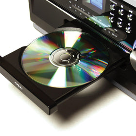 Aux input and headphone jack on Jensen JTA-475 for private listening
