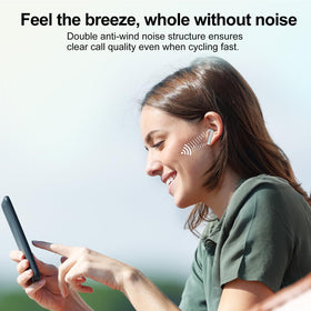 Jesebang charging case shows real-time battery levels on the LED display.