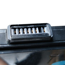 JIAZIJIA close-up of battery connector showing secure contact and reliable connection