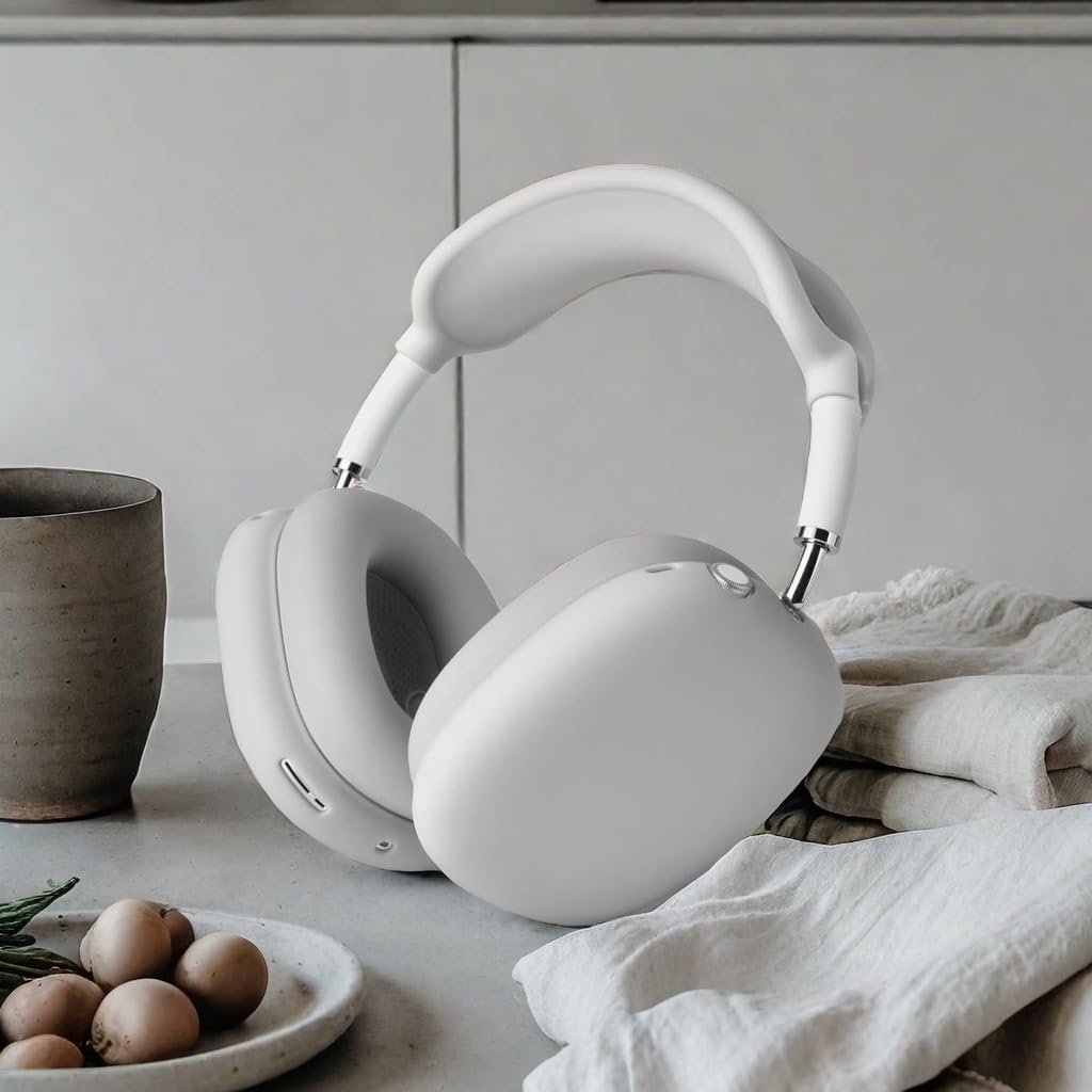 Jiboku AirPods Max silicone case close-up highlights smooth silicone finish.