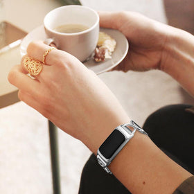 JKD skin-friendly stainless steel mesh delivers comfortable daily wear.