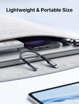 JSAUX practical everyday use with headphones and speakers on the go.