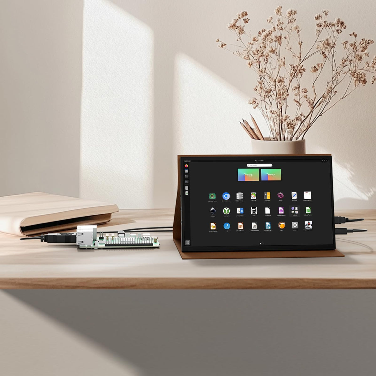 JUN-ELECTRON side profile with mini HDMI port showing easy connectivity benefit