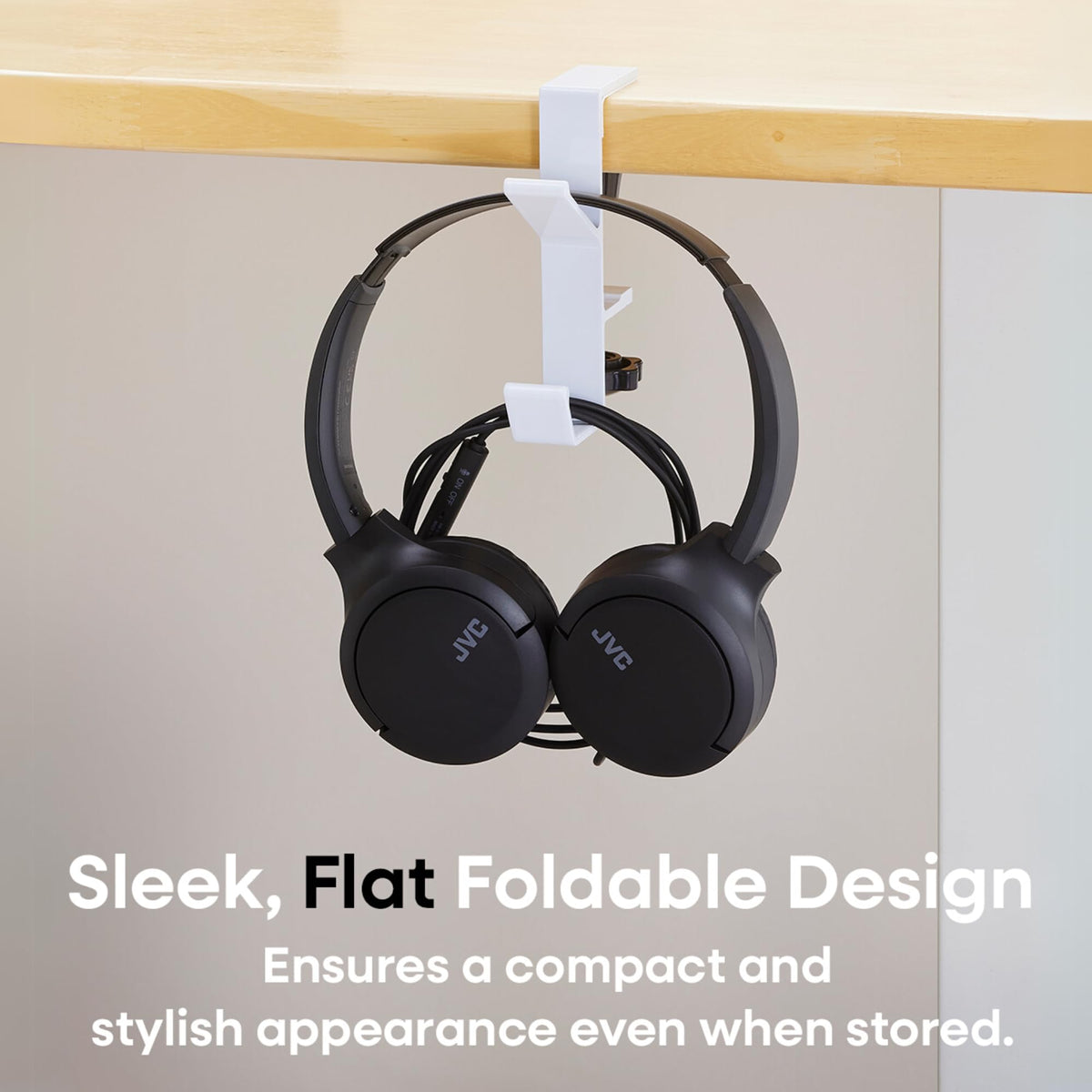 JVC HA-S33UC tangle-free single-sided cable keeps desk tidy.