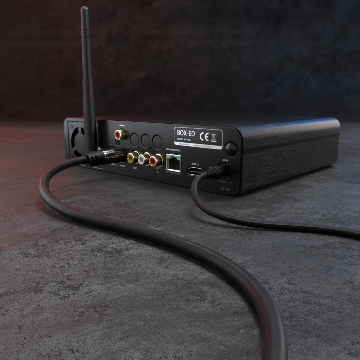 KabelDirekt TOSLINK fiber optic path delivering zero signal loss