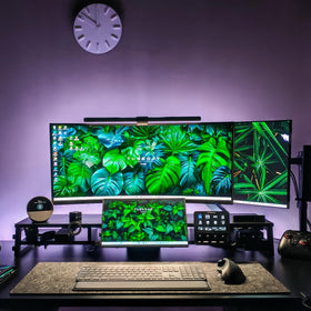 Kado IPS panels ensure consistent colors and brightness across displays.