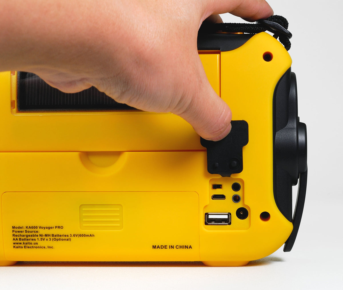 Kaito Voyager Pro KA600 durable ABS casing for rugged use