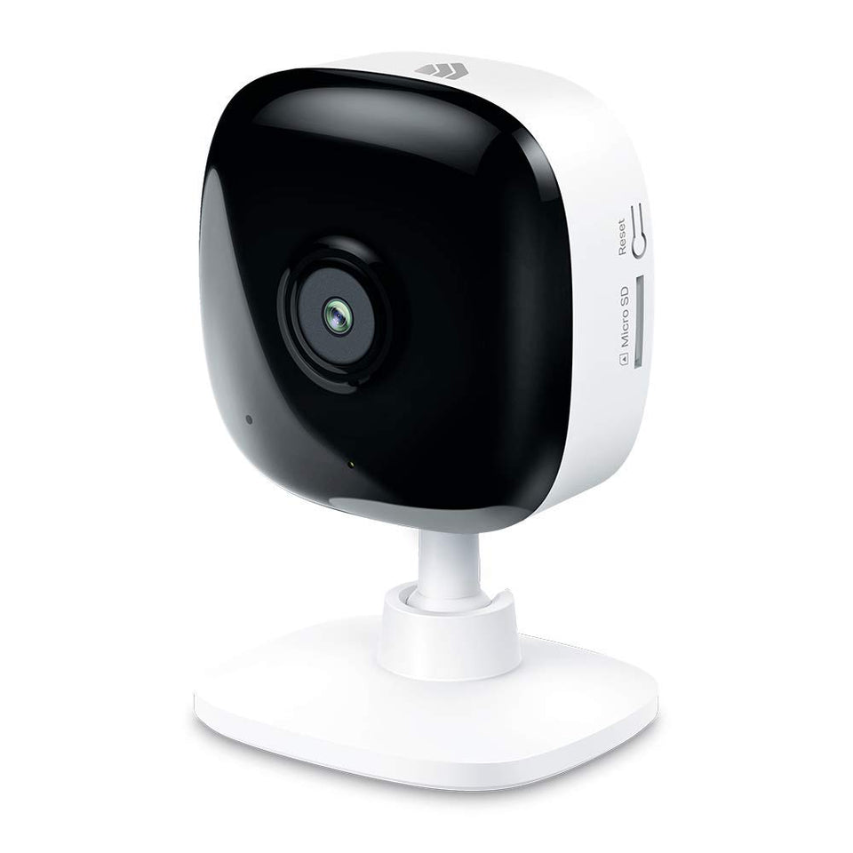 Kasa Smart EC60 front view showing lens and LED, clear home monitoring