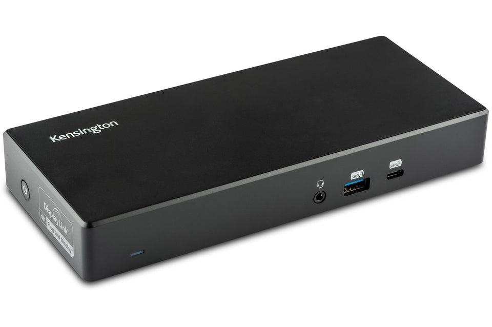 Kensington SD4780P dual-4K docking ports in use for a multi-monitor setup.