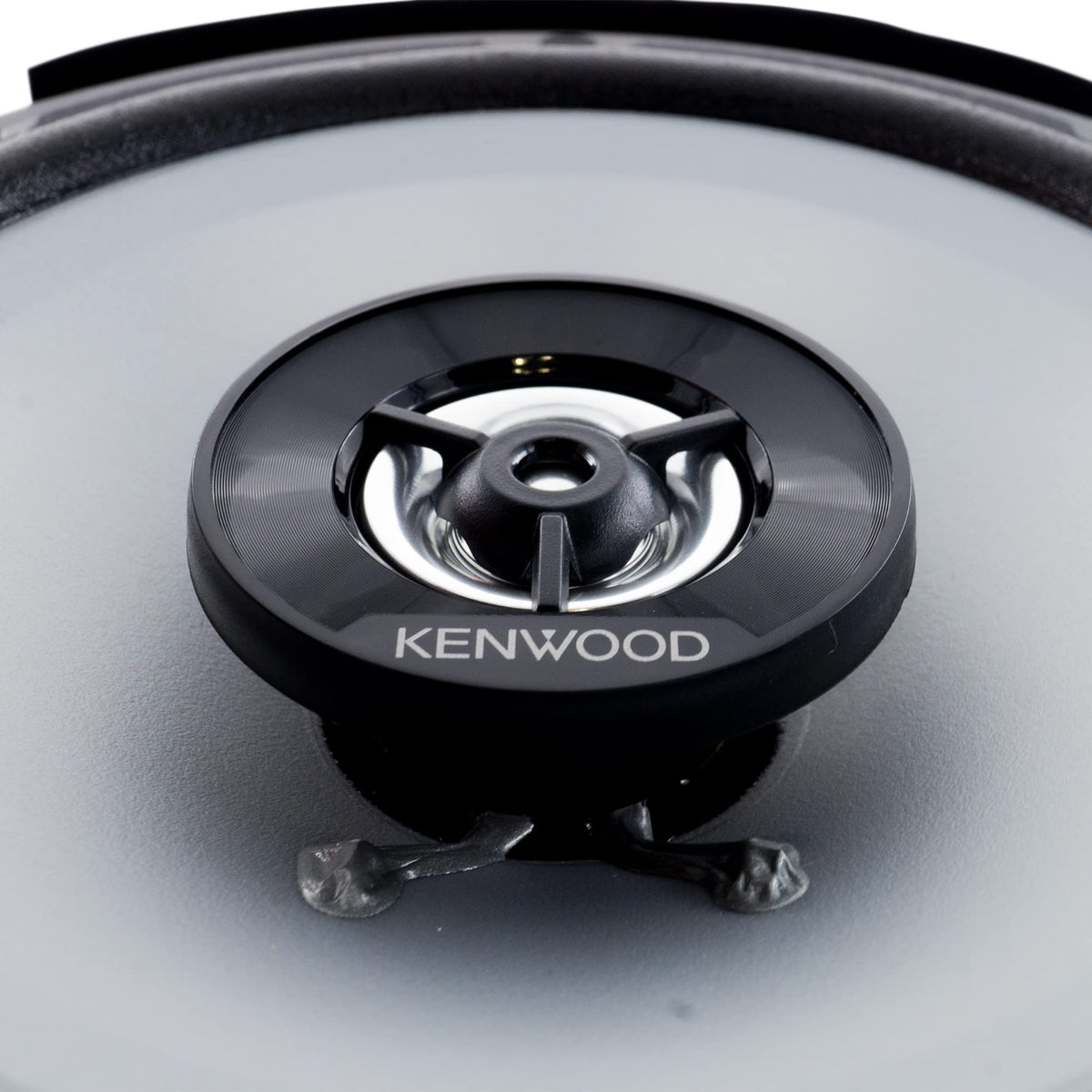 Kenwood KFC-1666S 1-inch PEI tweeter detail for crisp, detailed high frequencies