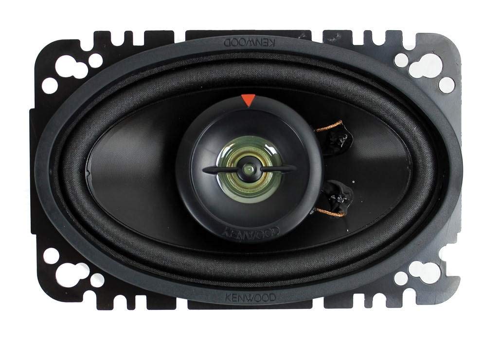 Kenwood KFC-4675C in-car demo illustrating balanced sound performance