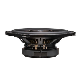 Kenwood KFC-653 peak power 320W supports lively music on highways.