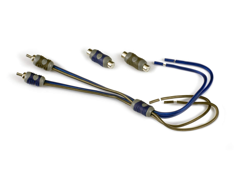 KICKER 46KISL split-pin RCA interconnect for clear signal path and bass.