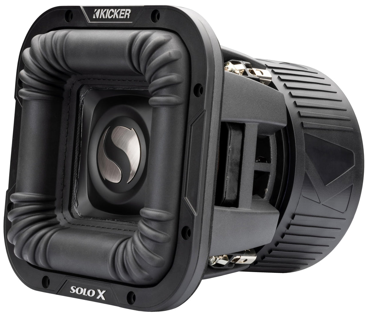 KICKER 49L7X82 SoloX L7X subwoofer heat management supports steady performance.