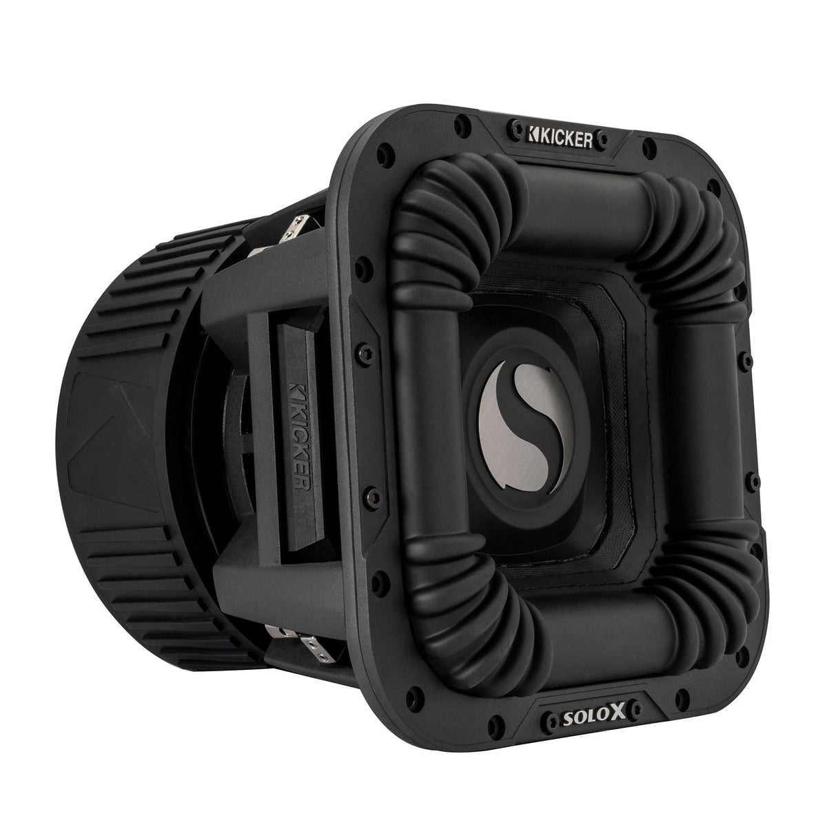 KICKER SoloX L7X magnet system delivers precise bass at high volume.