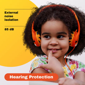 Kidrox flat cable detail demonstrating tangle-free durability and convenience