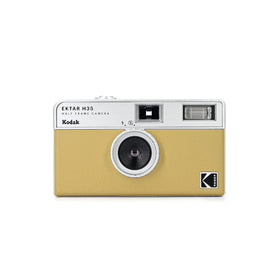 KODAK EKTAR H35 rear view demonstrating simple controls and film door benefit