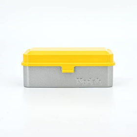 KODAK close-up of latch demonstrating secure closure and durability