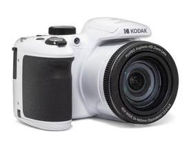 Kodak PIXPRO AZ405 with 40x zoom enables distant subjects to come into crisp focus.