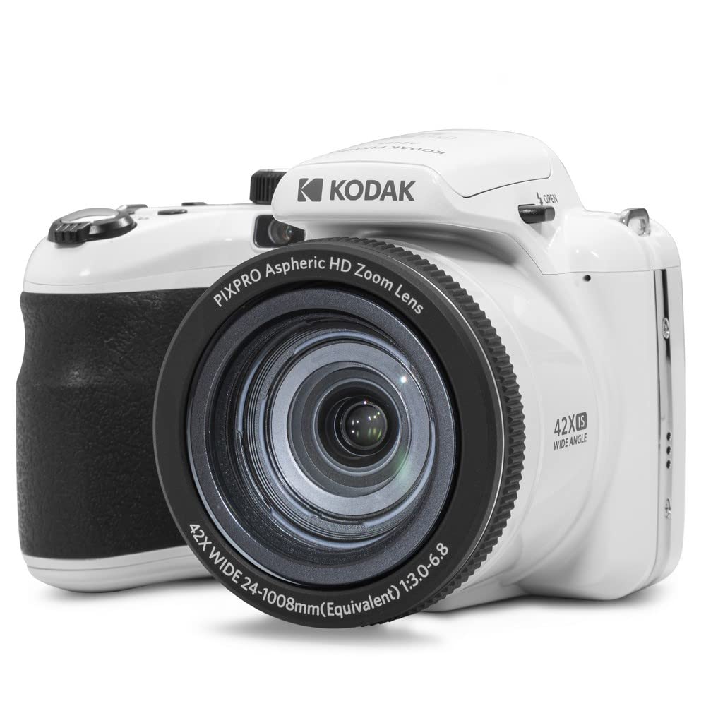 KODAK PIXPRO AZ425 42x zoom wide-shot captures distant subjects with sharp detail.