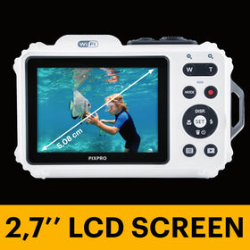 Kodak Pixpro WPZ2 2.7 inch LCD framing in daylight