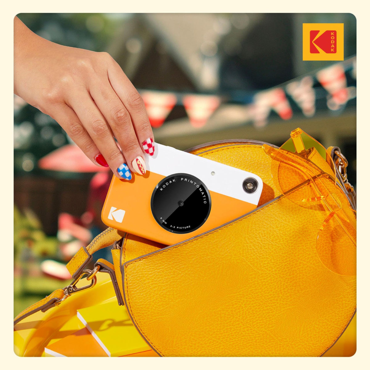 Kodak Printomatic in action printing while you shoot for continuous moments.