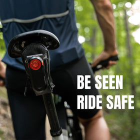 KOM Cycling compact clip-mount highlights 16 g weight and minimal bulk.