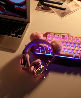 KORABA adjustable pink headband and soft earmuffs for comfortable wear during long trips.
