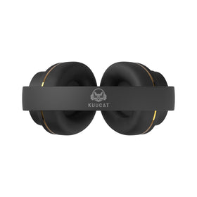KUUCAT H8 1.5m aux cable enables wired listening anywhere.